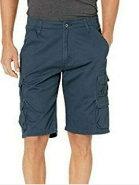 Men’s Wrangler Relaxed Fit Blue Cargo Shorts Size 40
